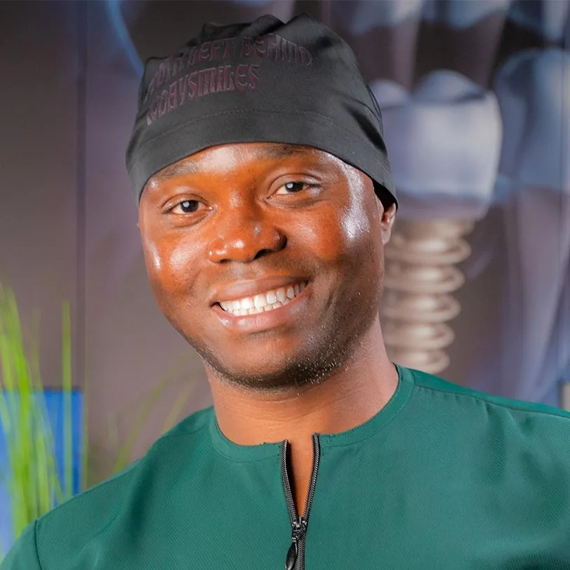 Dr. Emeka Abazie of 10 Day Smiles - Arlington and Coppell locations